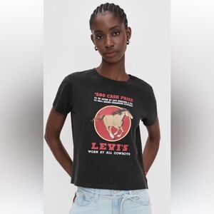Levi's Black Boxy T-Shirt with Horse Graphic